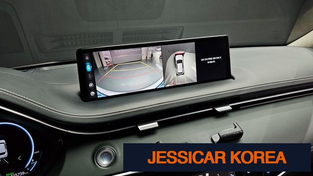 2022 Genesis Electrified GV70 - Thumbnail 2