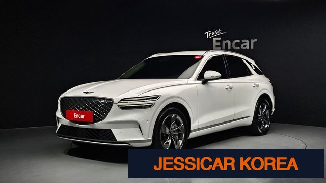 2022 Genesis Electrified GV70 - Thumbnail 8
