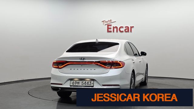 2018 Hyundai Grandeur IG - Thumbnail 10