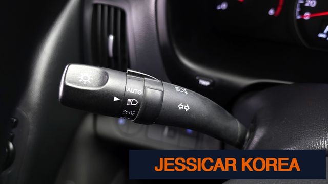 2017 Hyundai Grand Starex - Thumbnail 4