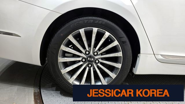 2013 Kia The New K7 - Thumbnail 15
