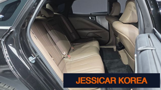 2023 Kia K8 - Thumbnail 10