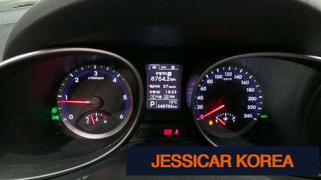 2014 Hyundai Santa Fe DM - Thumbnail 20