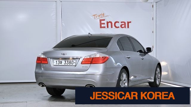 2009 Hyundai Genesis - Thumbnail 9