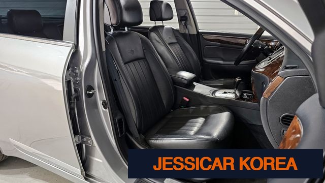 2009 Hyundai Genesis - Thumbnail 16