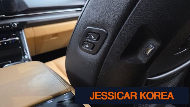 2021 Kia Carnival 4th Gen - Thumbnail 2