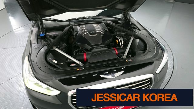 2016 Genesis EQ900 - Thumbnail 3