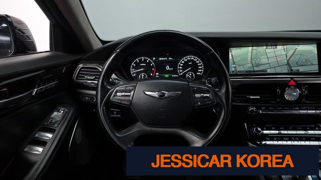 2016 Genesis EQ900 - Thumbnail 11