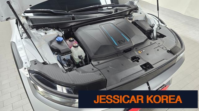 2023 Hyundai Ioniq 5 - Thumbnail 13