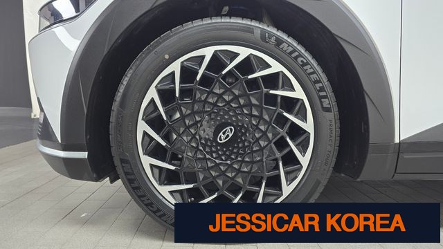 2023 Hyundai Ioniq 5 - Thumbnail 15