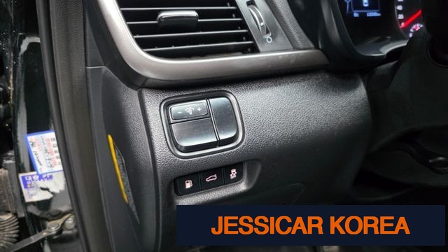 2016 Kia K5 2nd generation - Thumbnail 10