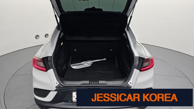 2020 Renault Korea XM3 - Thumbnail 9