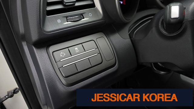 2018 KG Mobility tivoli armor - Thumbnail 6