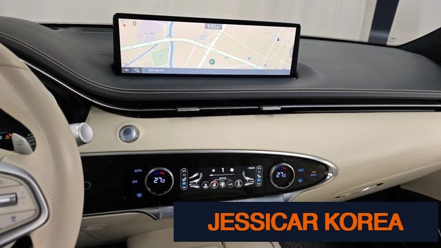 2022 Genesis Electrified GV70 - Thumbnail 3