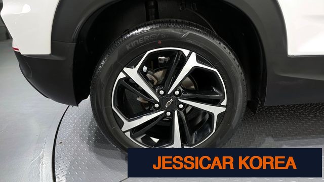 2021 Chevrolet Trailblazer - Thumbnail 17