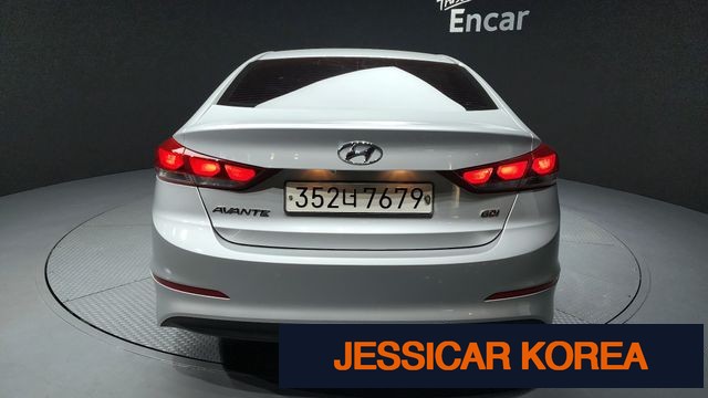 2017 Hyundai Avante AD - Thumbnail 2