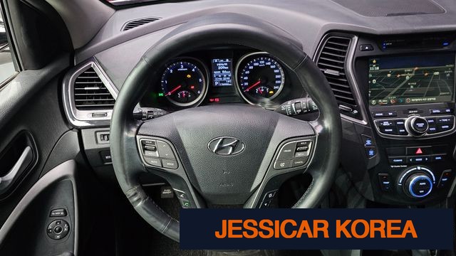 2013 Hyundai Santa Fe DM - Thumbnail 4