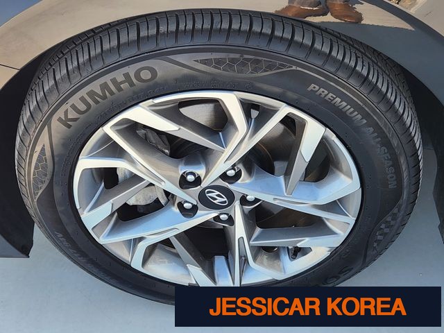 2021 Hyundai Sonata (DN8) - Thumbnail 16