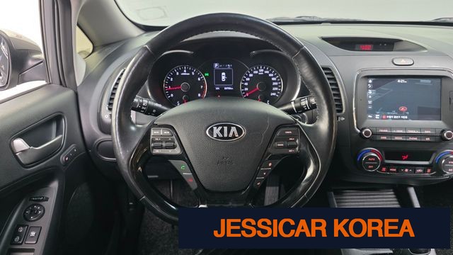 2016 Kia The New K3 - Thumbnail 11