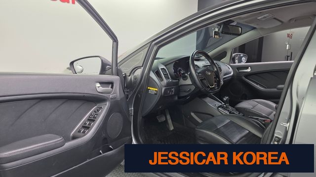 2016 Kia The New K3 - Thumbnail 20