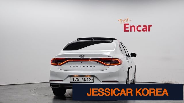 2018 Hyundai Grandeur IG - Thumbnail 10