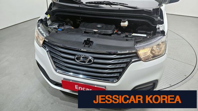 2019 Hyundai The New Grand Starex - Thumbnail 4