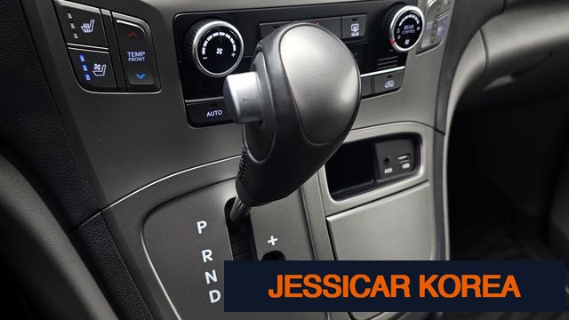 2019 Hyundai The New Grand Starex - Thumbnail 8
