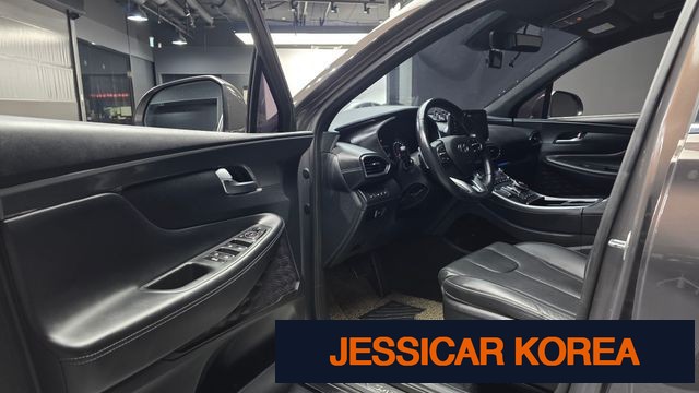 2021 Hyundai The New Santa Fe - Thumbnail 2
