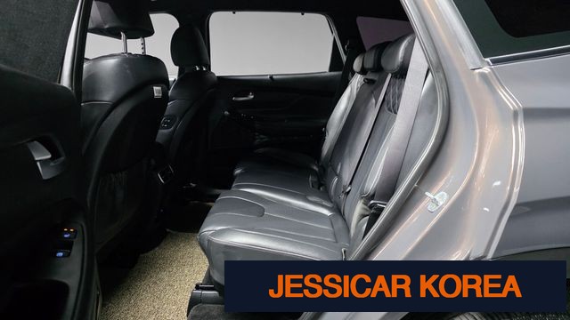 2021 Hyundai The New Santa Fe - Thumbnail 4