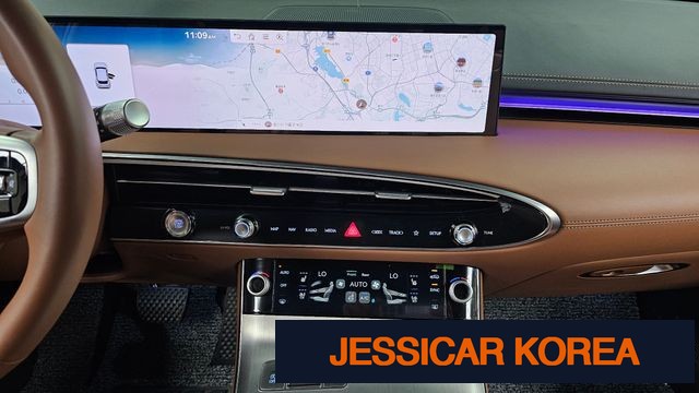 2025 Genesis GV70 - Thumbnail 4