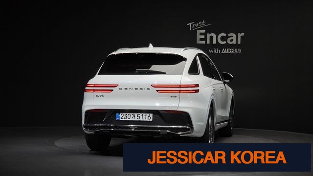 2025 Genesis GV70 - Thumbnail 8
