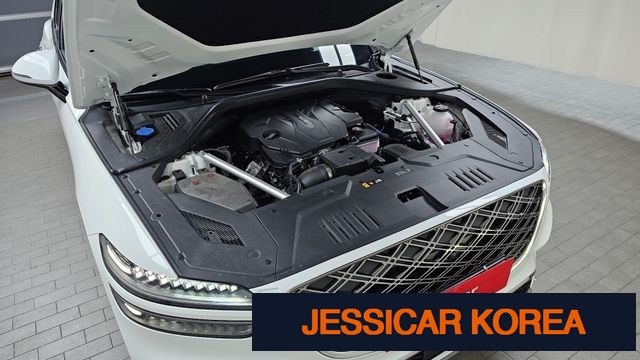 2025 Genesis GV70 - Thumbnail 16