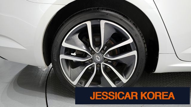 2016 Renault Korea SM6 - Thumbnail 4