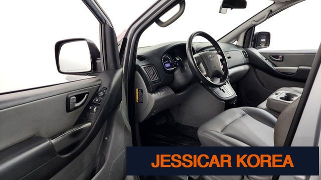 2019 Hyundai The New Grand Starex - Thumbnail 4