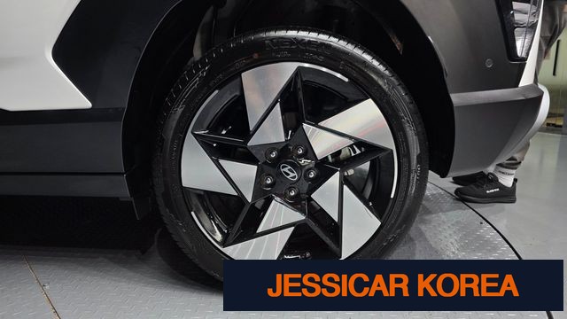 2023 Hyundai Kona (SX2) - Thumbnail 7