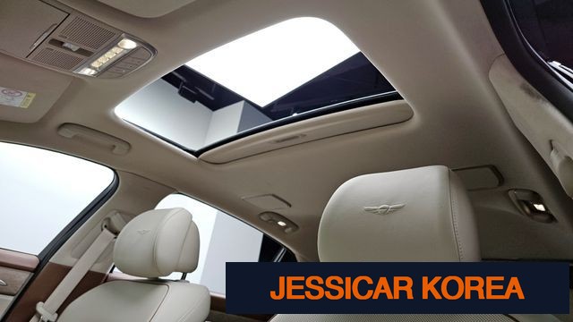 2021 Genesis G90 - Thumbnail 13
