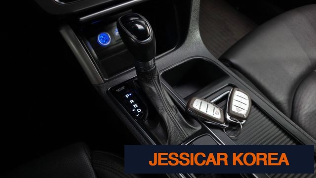 2015 Hyundai LF Sonata - Thumbnail 11
