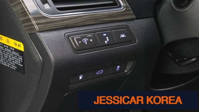 2015 Hyundai LF Sonata - Thumbnail 14