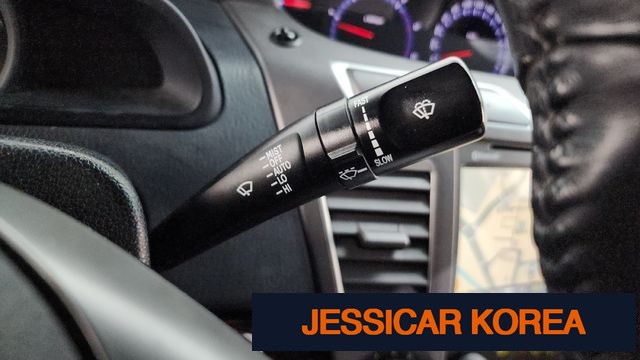 2016 KG Mobility Korando Turismo - Thumbnail 4