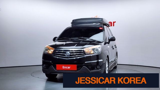 2016 KG Mobility Korando Turismo - Thumbnail 6