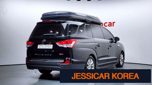 2016 KG Mobility Korando Turismo - Thumbnail 14