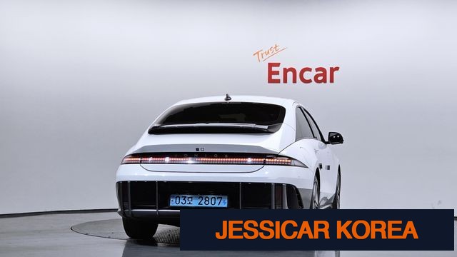 2023 Hyundai Ioniq 6 - Thumbnail 19