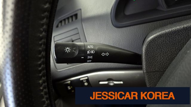 2015 KG Mobility Korando Turismo - Thumbnail 3