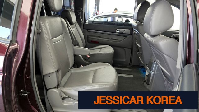 2015 KG Mobility Korando Turismo - Thumbnail 11