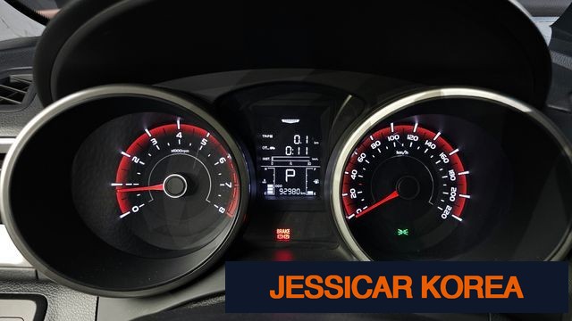 2016 KG Mobility Tivoli - Thumbnail 2