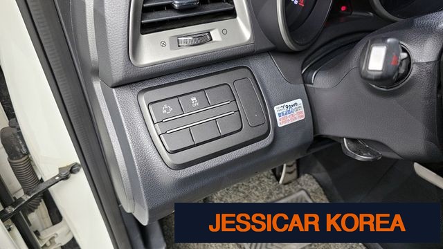 2016 KG Mobility Tivoli - Thumbnail 6
