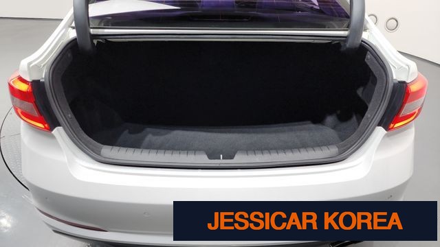 2015 Hyundai LF Sonata - Thumbnail 2