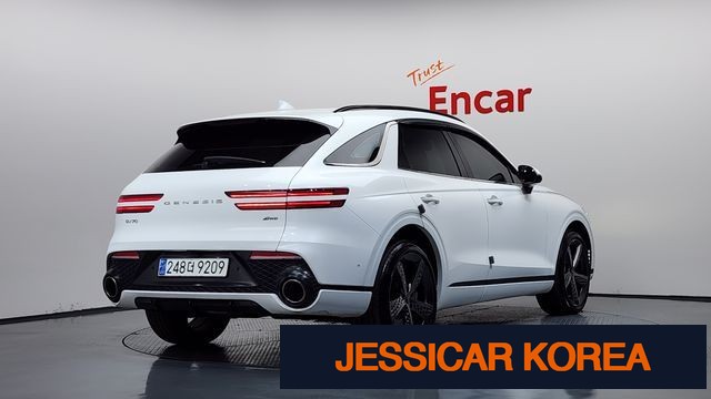 2021 Genesis GV70 - Thumbnail 10