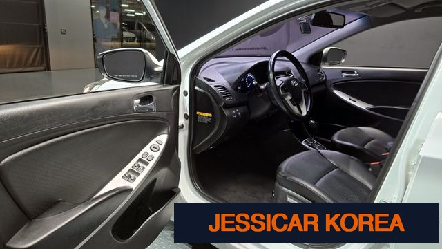 2015 Hyundai Accent (new model) - Thumbnail 4