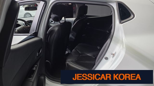 2019 Renault Korea clio - Thumbnail 3